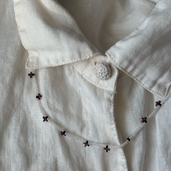 Jewelry - Elegant Pearl and Floral Necklace